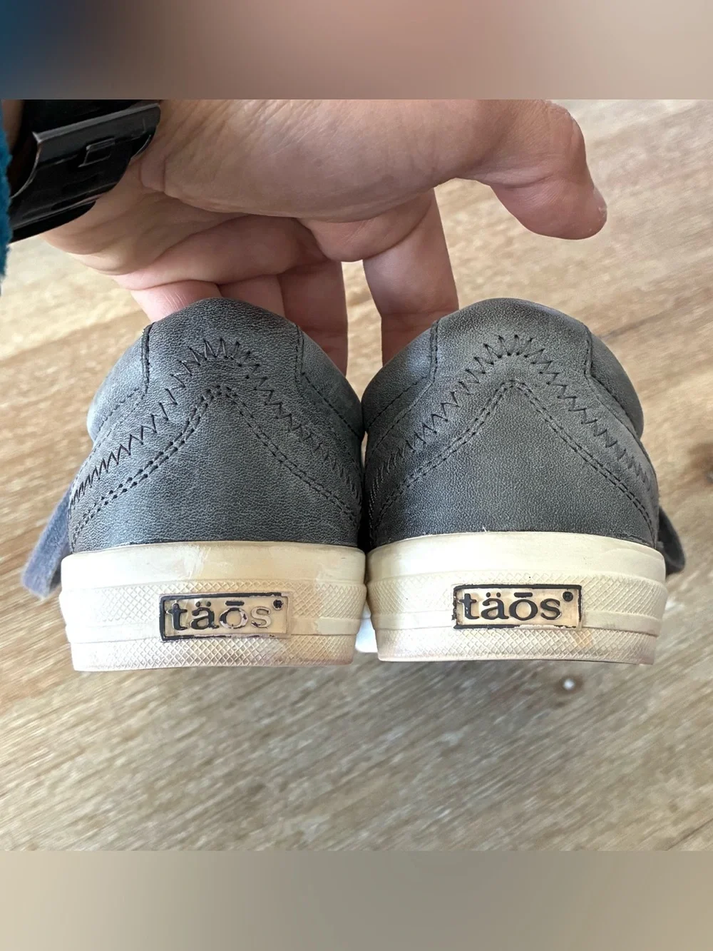 Taos Footwear Plim Soul Lux Leather Sneakers Gray Women’s Shoes Size 8